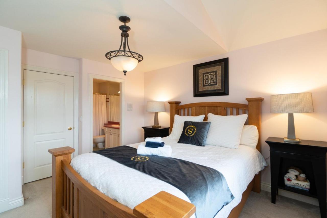 Cedar Manor Bed And Breakfast Pitt Meadows Ngoại thất bức ảnh