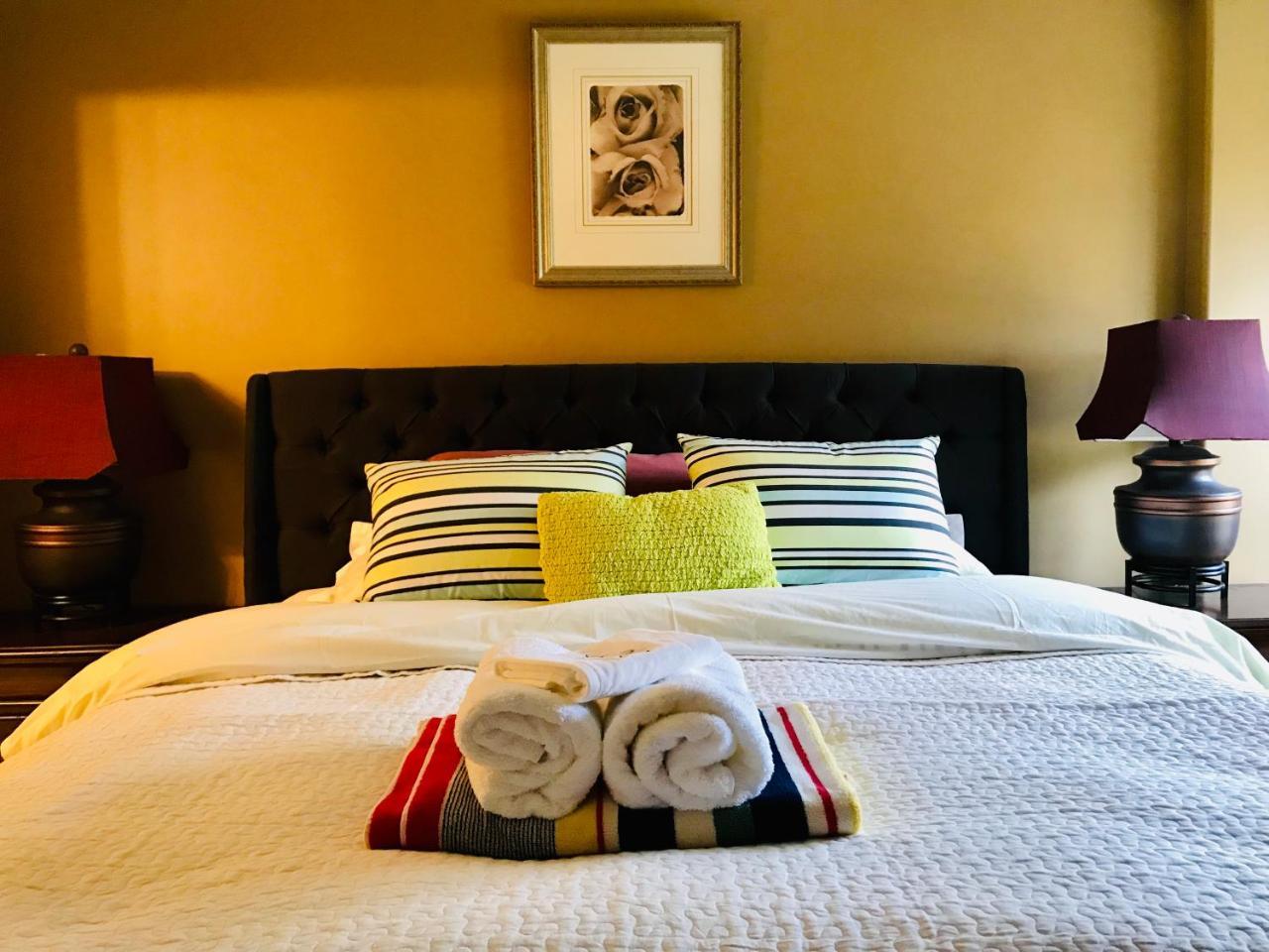 Cedar Manor Bed And Breakfast Pitt Meadows Ngoại thất bức ảnh